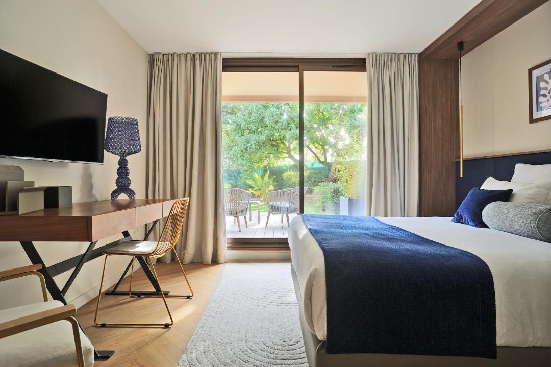Photo of Bedroom in Boulouris-sur-Mer