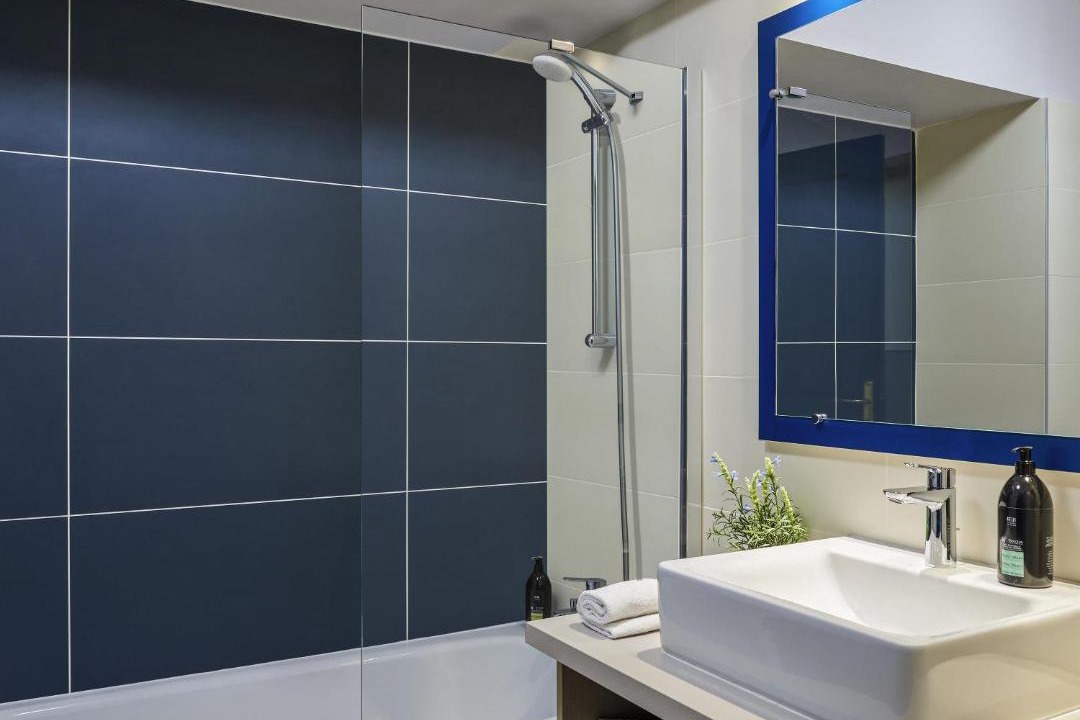 Photo of Bathroom in Beausoleil