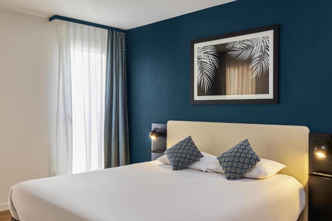 Photo of Bedroom in Beausoleil
