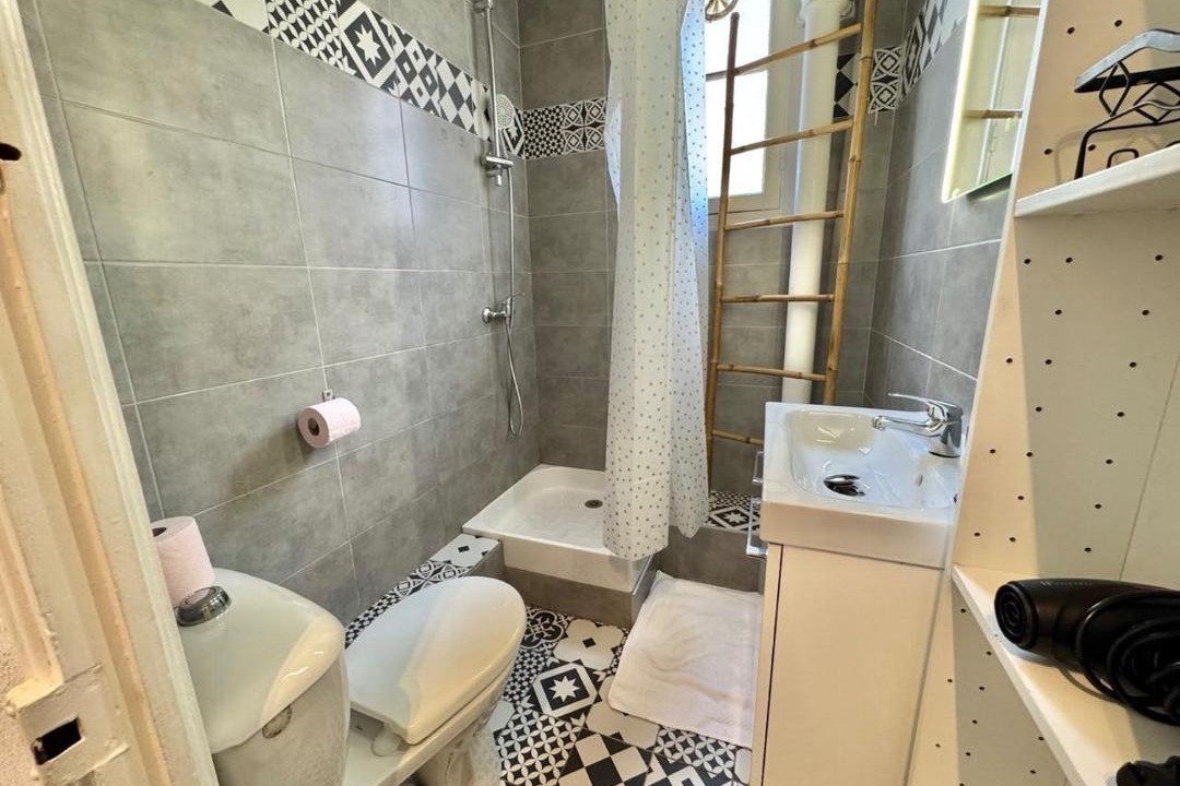 Photo of Bathroom in Riquier