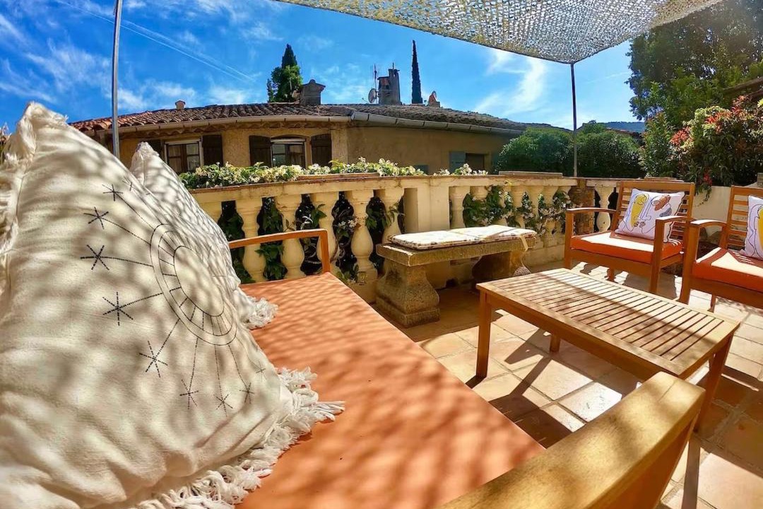 Photo of Patio Balcony in Val de Gilly