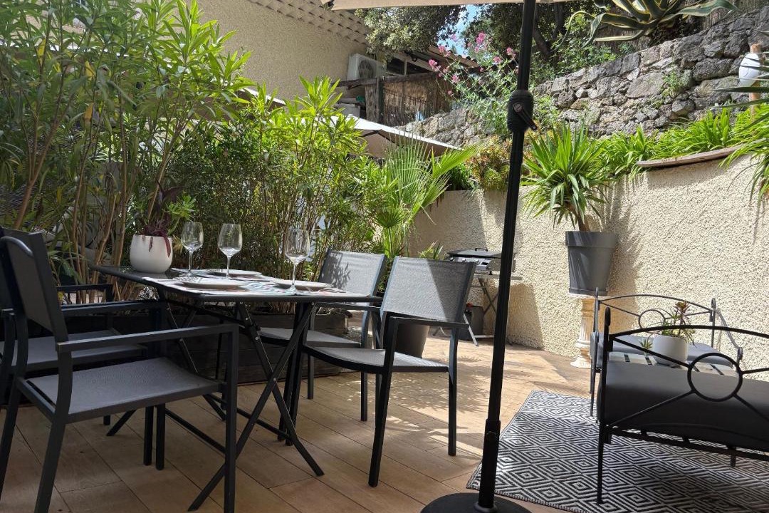 Photo of Patio Balcony in Montauroux