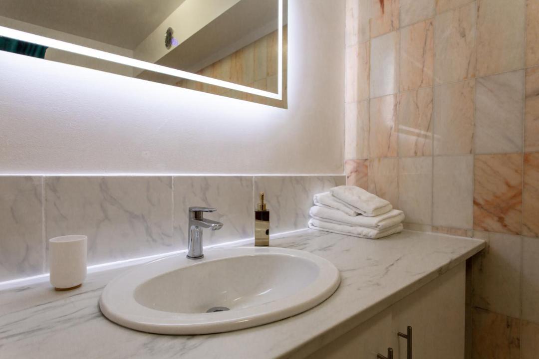 Photo of Bathroom in Nice City Centre