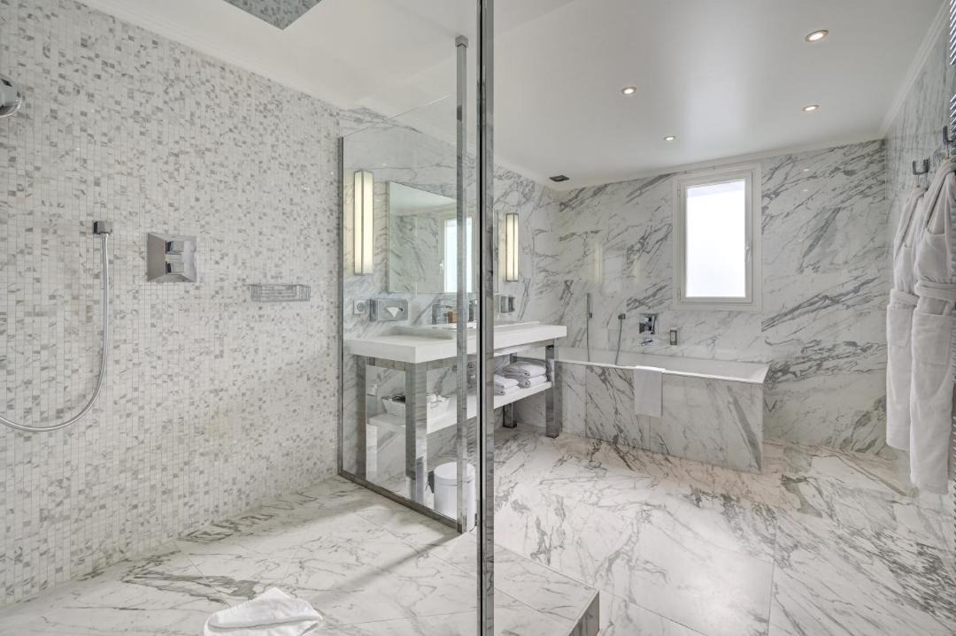 Photo of Bathroom in Cannes
