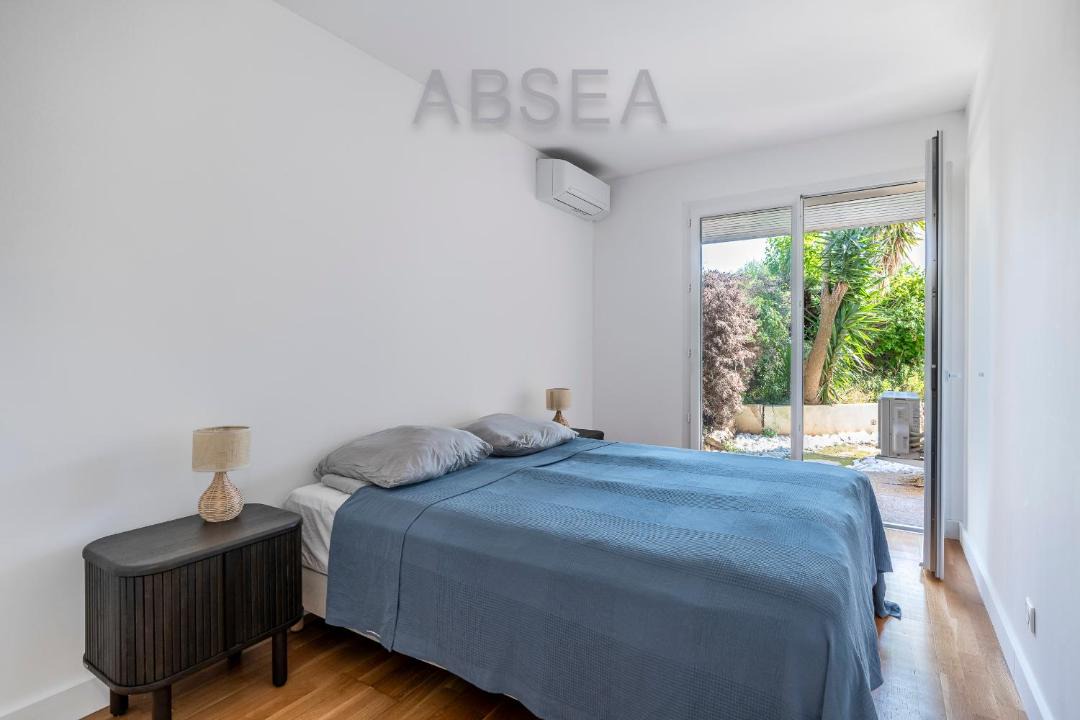 Photo of Bedroom in Saint Antoine