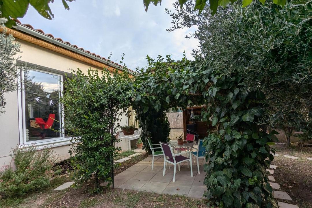 Photo of Others in Morieres-les-Avignon