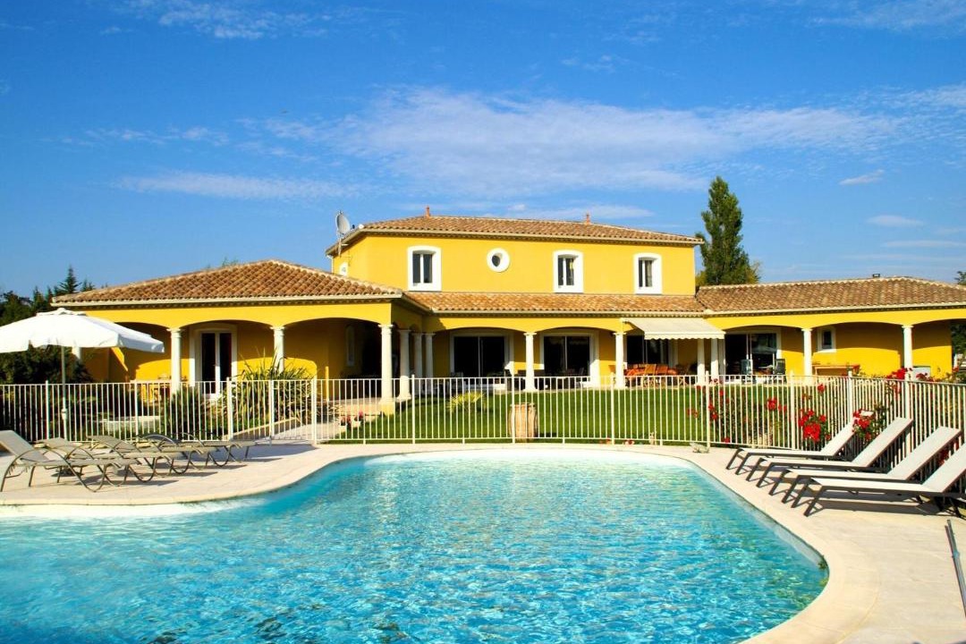 Photo of Livingroom in L'Isle-sur-la-Sorgue