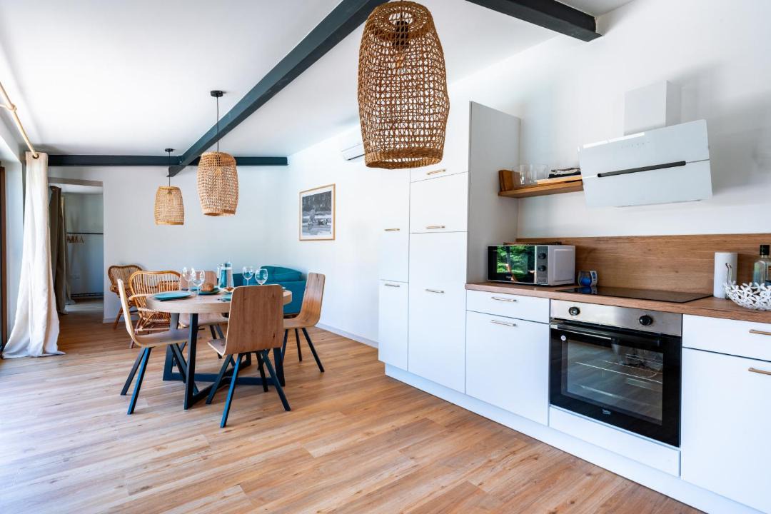 Photo of Kitchen in Suze-la-Rousse