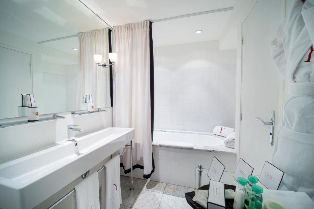 Photo of Bathroom in Old Town