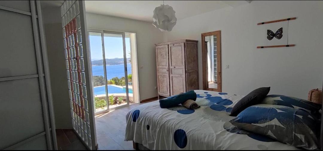 Photo of Bedroom in La Seyne-sur-Mer