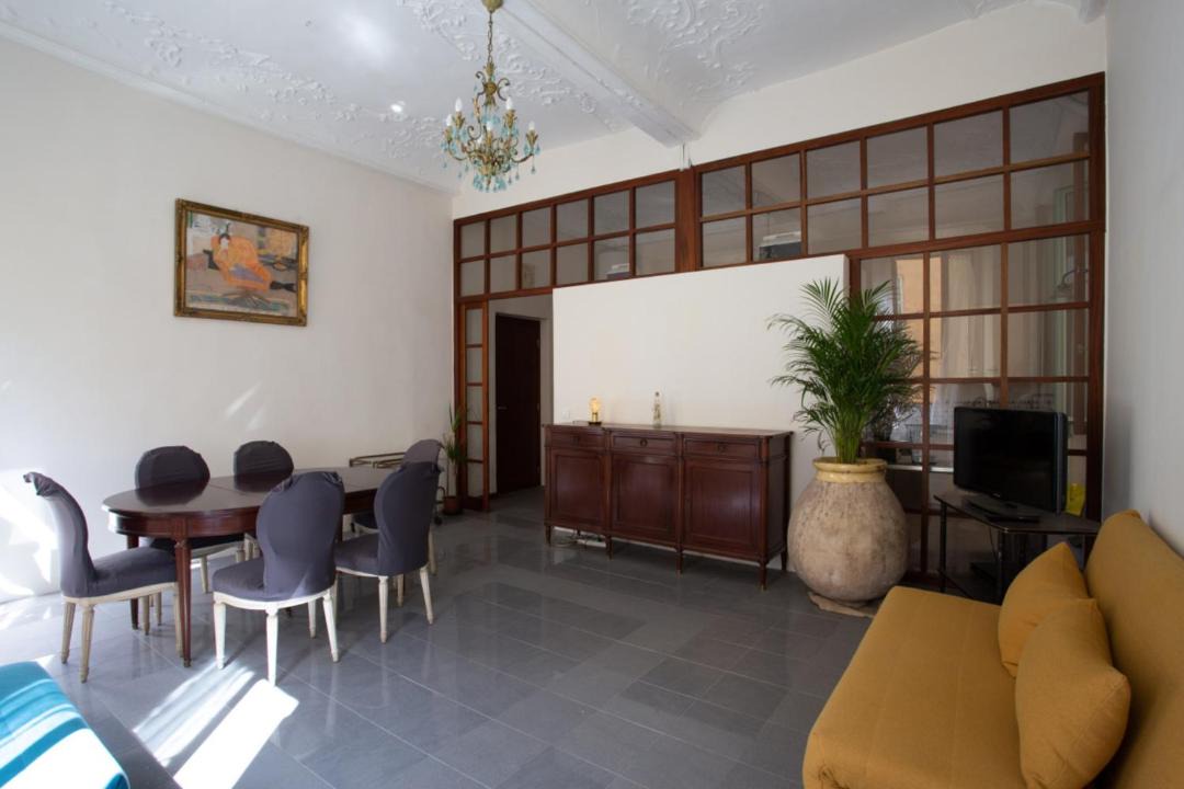 Photo of Livingroom in Old Town