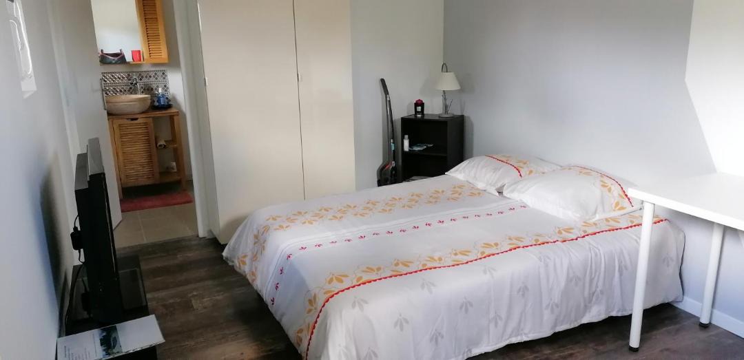 Photo of Bedroom in Neoules
