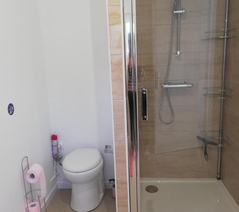 Photo of Bathroom in Neoules