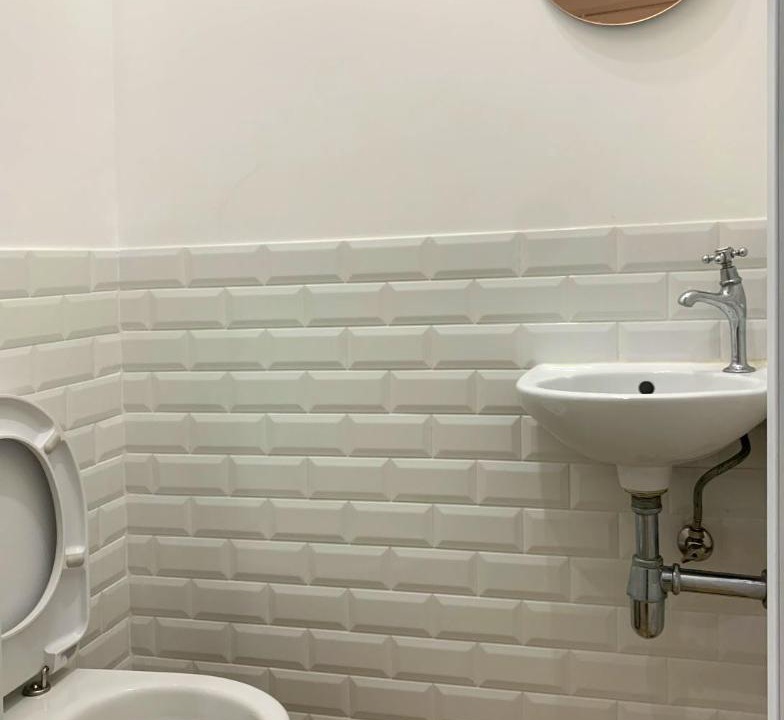 Photo of Bathroom in Liberation