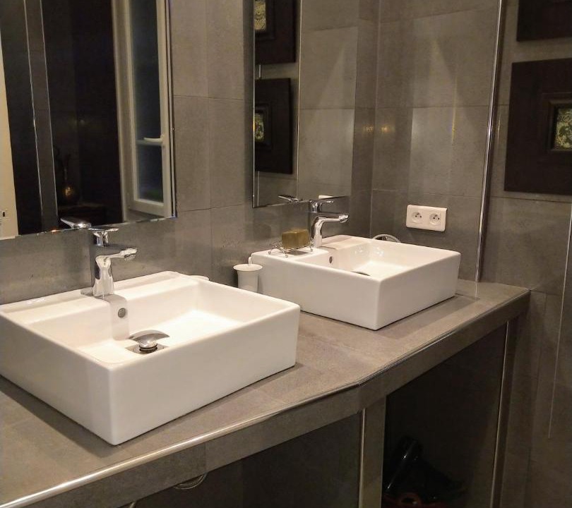 Photo of Bathroom in Thiers