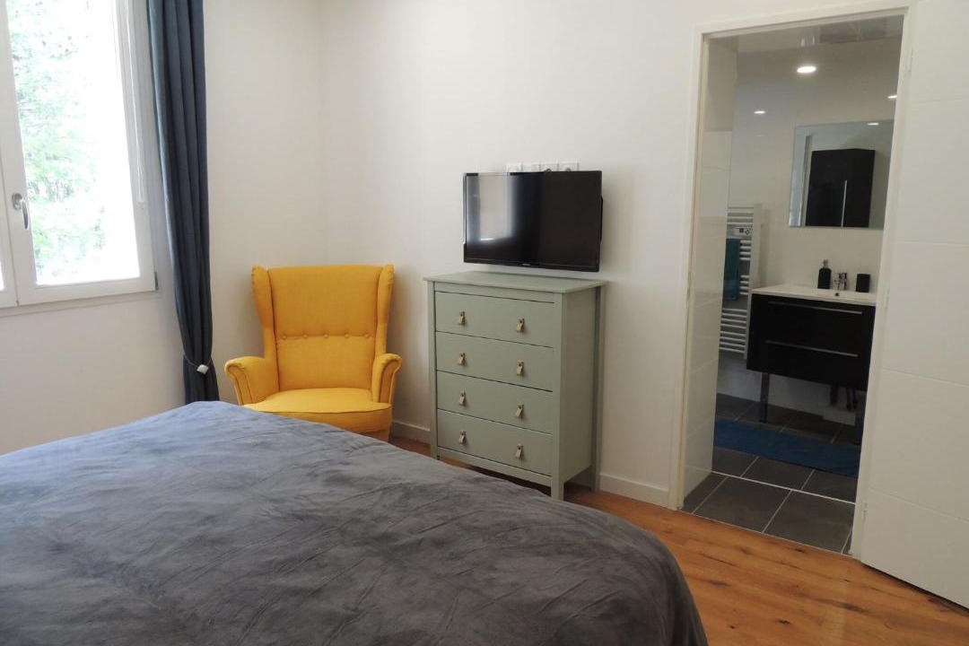 Photo of Bedroom in Saint-Romain-en-Viennois
