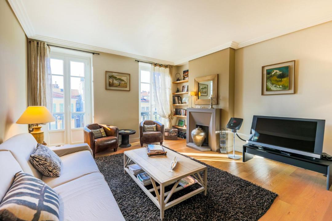 Photo of Livingroom in Jean-Medecin