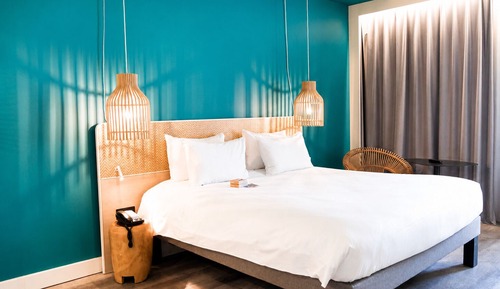 Family Suite, 1 King Bed with Sofa bed (Riviera)