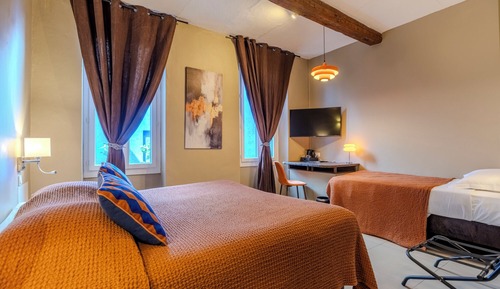 Triple Room