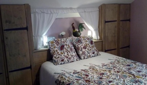 Economy Room