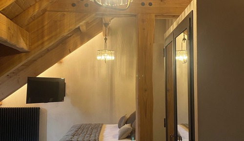 Room 7