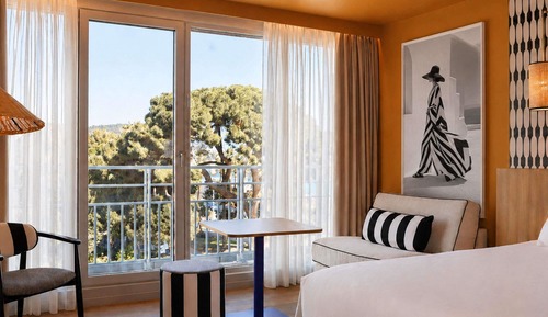 Privilege, Room, 1 King Bed with Sofa bed, Garden View