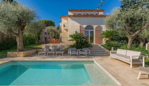 Villa