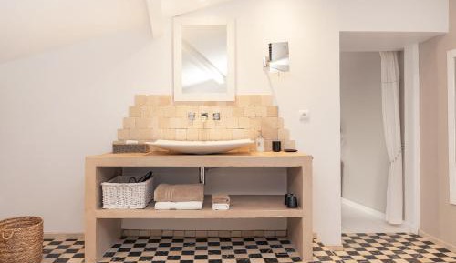 Deluxe Double Room with Bath