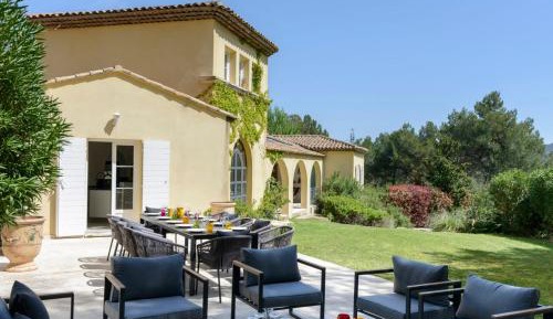 Villa