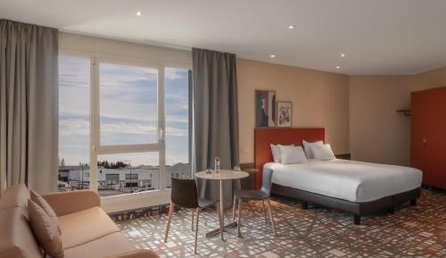 King Room with Sofa Bed