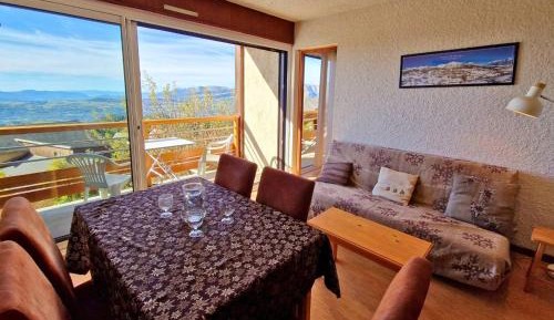 Apartment (6 Adults)