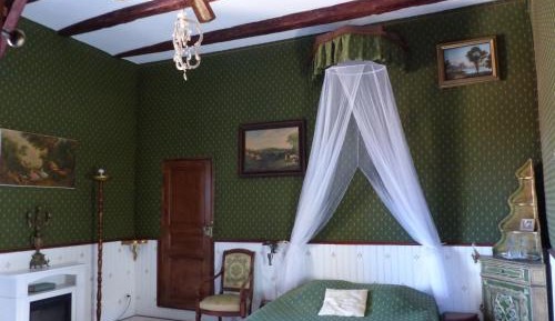 Superior Family Room