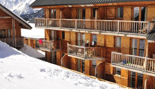 One-Bedroom Apartment (4 Adults)