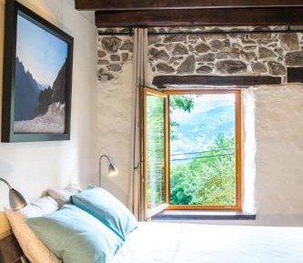 Double Room with Mountain View