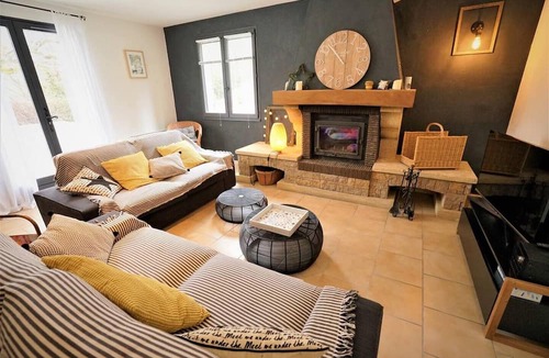 Goult Villa | Villa Alix- Air conditioning- Electric car terminal- Private swimming pool