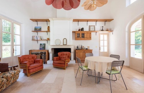 Salon-de-Provence Hotel | Mas de Lure