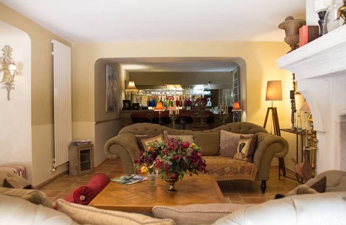 Alleins House | Le Domaine de Méjeans
