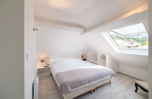 Embrun Hotel | Logis Hôtel de la Mairie