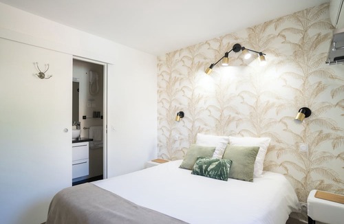 La Bouilladisse Hotel | La Fenière