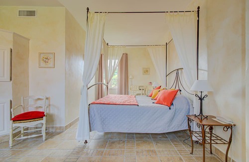 Roussillon Hotel | Le Clos de la Glycine