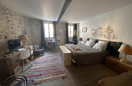 Sanary-sur-Mer House | Pitibi