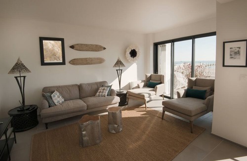 Carnon-Plage Apartment | Superb new apartment "feet in the water" exceptional view on the beach