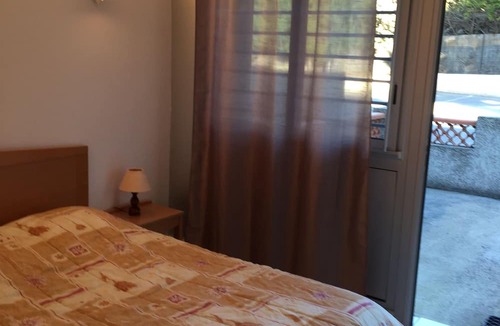 La Ciotat RV Rental | Camping Santa Gusta. Chambres.