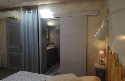 Gordes House | mas val-chenaie