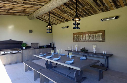 Gordes Villa | Property in Gordes with air conditioning, multisport court, heated and secure swimming pool