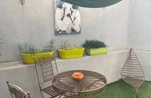 4th Arrondissement House | Location Saisonnière Maison Marseillaise Avec Piscine