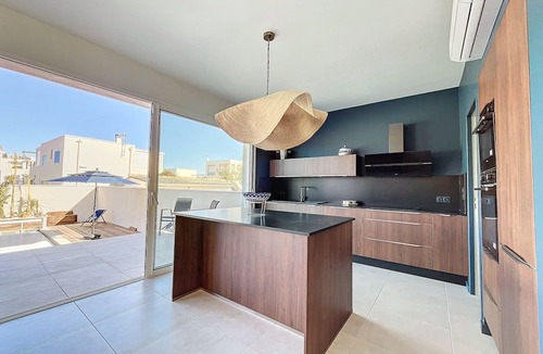 Carnon-Plage House | Villa Mauguio, 4 bedrooms, 12 persons