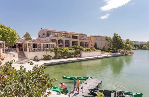 Pont Royal Apartment | Riverfront Retreat Near Cannes