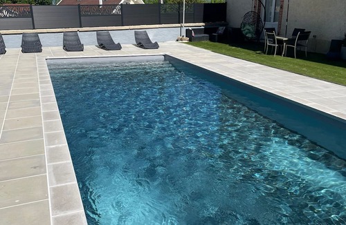 La Batie-Montgascon Cabin | Domaine Harmonia