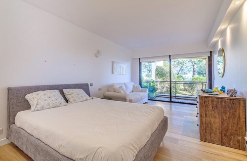 Golfe Juan Apartment | 3 bedroom gorgeous apartment in Vallauris